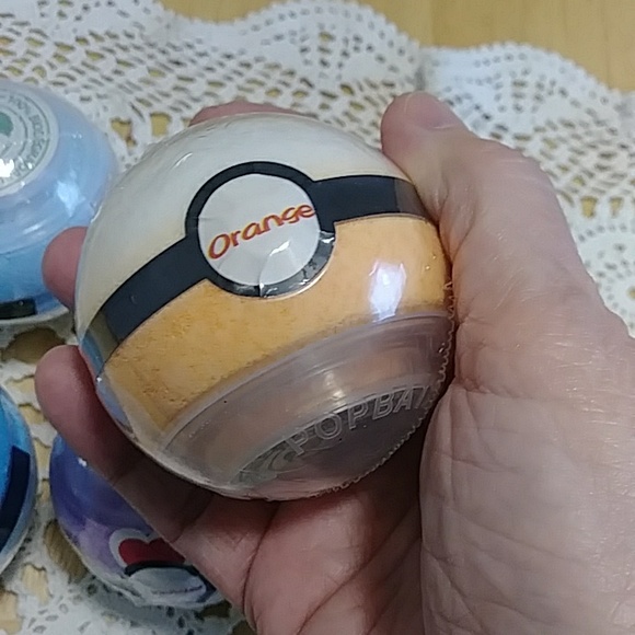 Bath bombs, biodegradable,  8 bombs - Picture 5 of 10